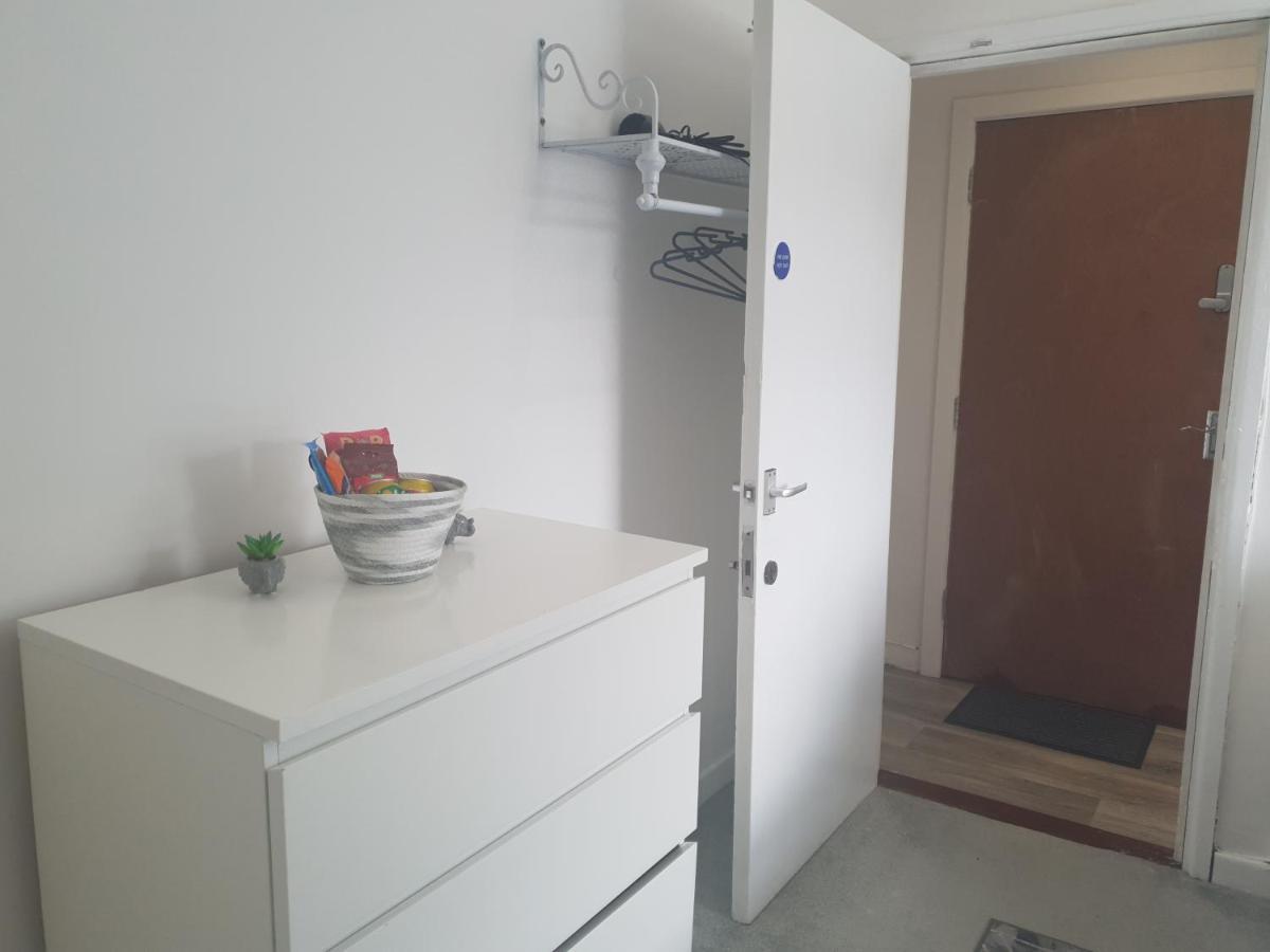 Cozy Crib - 1 Bed Studio Swansea Exterior foto